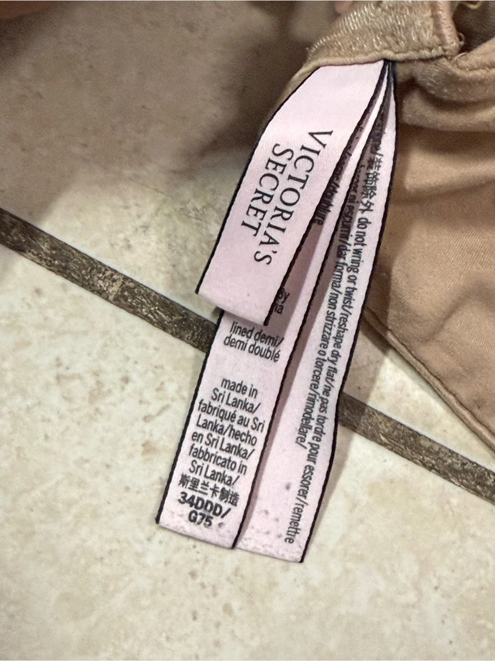 Victoria's Secret Beige Demi Bra with Pink Tag